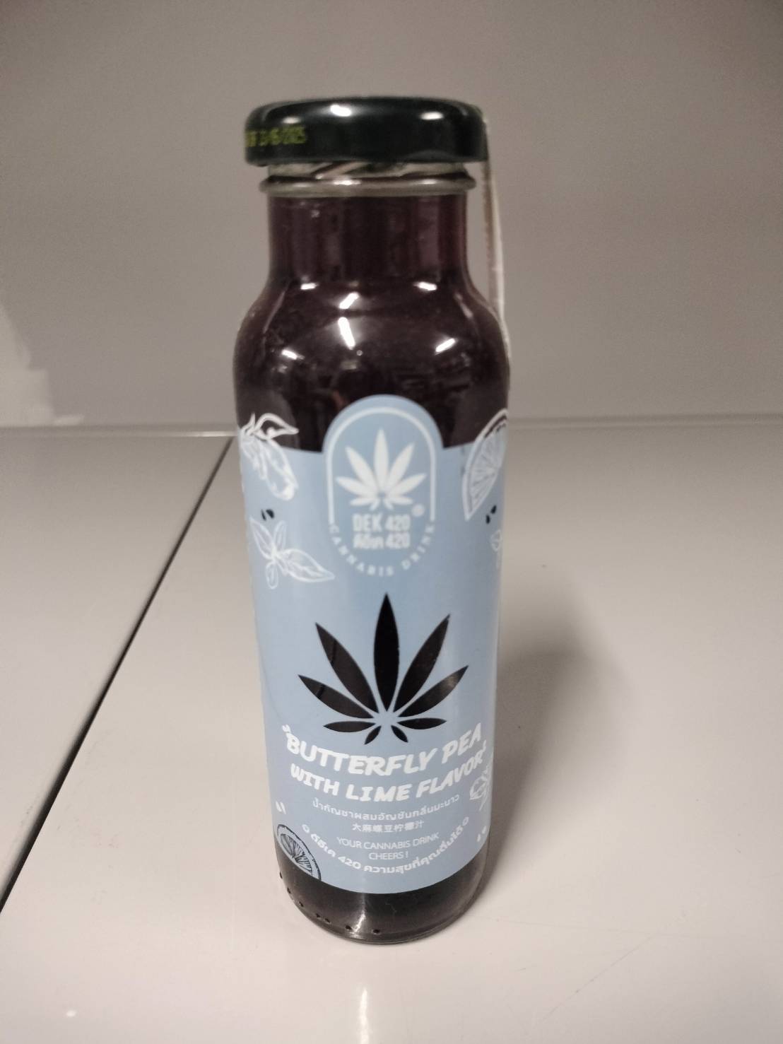 Butterfly Pea with lime